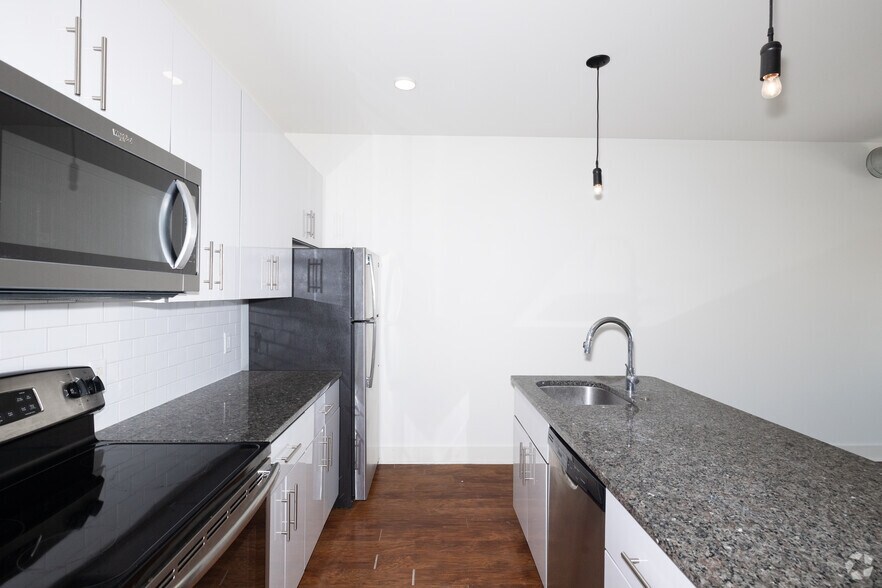 More Photos Of 2617-2619 W Girard Ave, Philadelphia Apartments For Sale