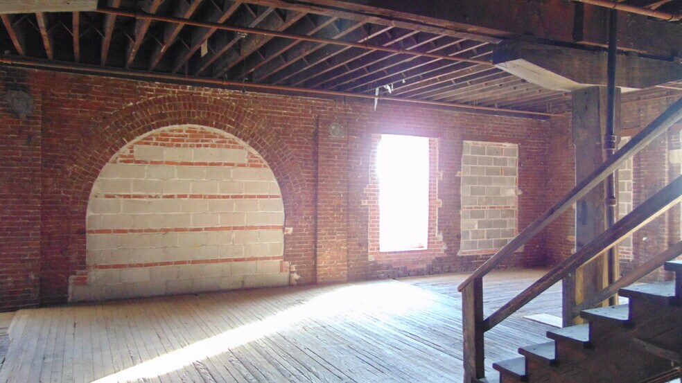 More Photos Of 1428 Saint Louis Ave, Kansas City Warehouse For Sale