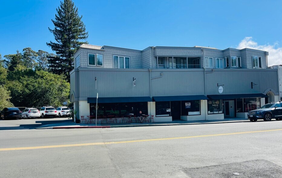 More Photos Of 3-11 Ross Cmn, Ross Storefront Retail Office For Lease