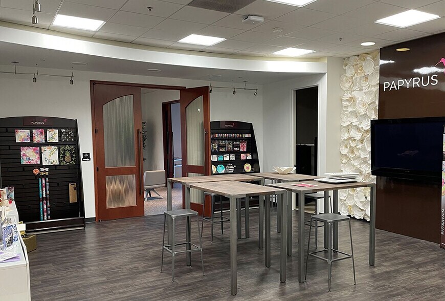 More Photos Of 222-240 Gateway Rd W, Napa Office For Sale