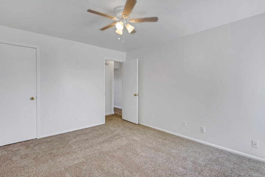 More Photos Of 6092 Wadsworth Blvd, Arvada Apartments For Sale