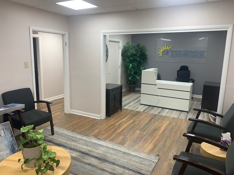 More Photos Of 661 Madison Ave, Memphis Medical For Sale