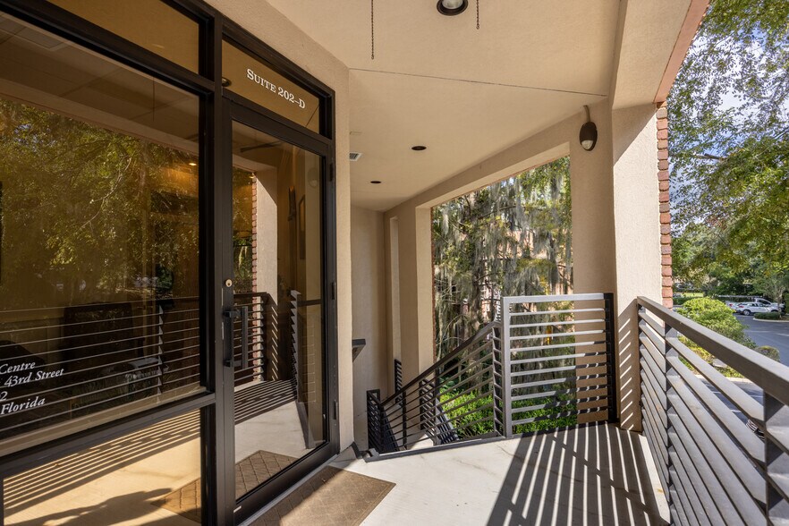 More Photos Of 2750 NW 43rd St, Gainesville Office For Lease