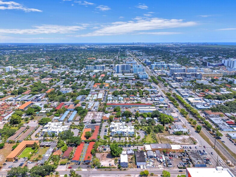More Photos Of 2135-2237 Washington St, Hollywood Apartments For Sale
