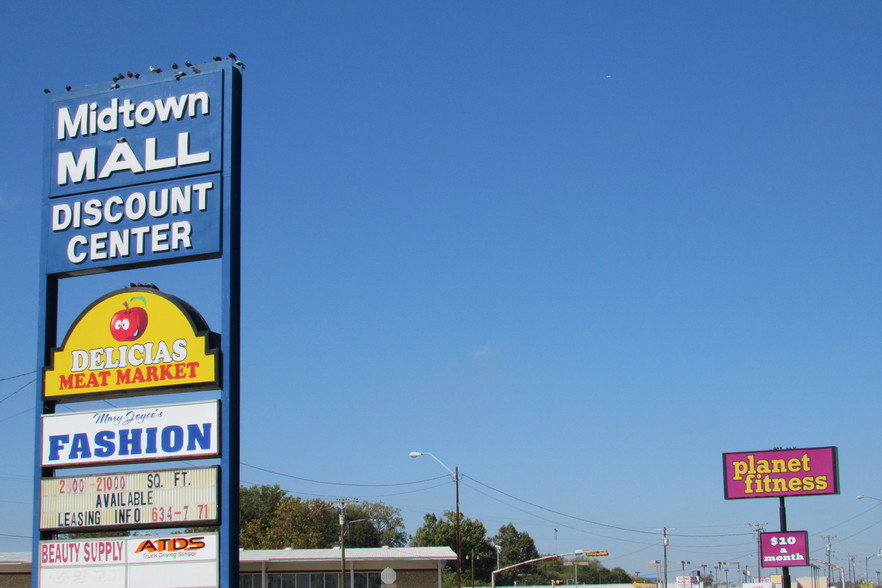 Primary Photo Of 1001 E Veterans Memorial Blvd, Killeen Unknown For Lease