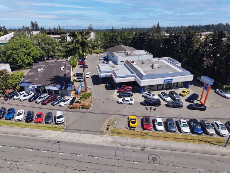 Primary Photo Of 20515 Highway 99, Lynnwood Auto Dealership For Sale