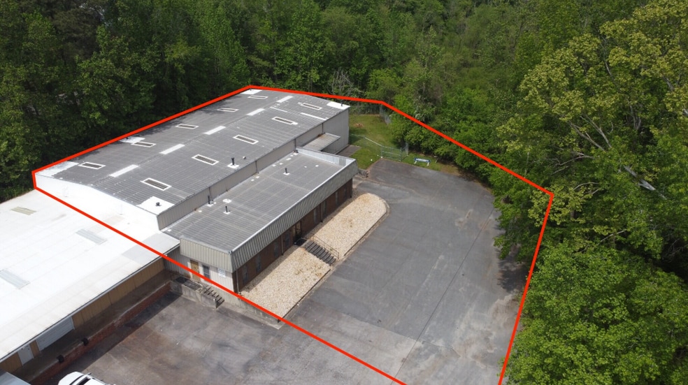 Primary Photo Of 1950 Collins Blvd, Austell Service For Lease