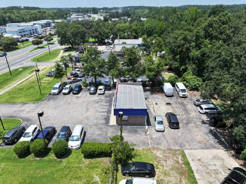 More Photos Of 3108 W Tennessee St, Tallahassee Freestanding For Sale