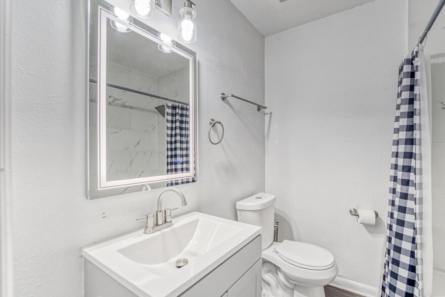 More Photos Of 4511-4513 Mcelroy Ave, Tampa Apartments For Sale