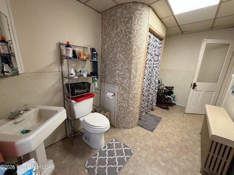 More Photos Of 71 N Kennedy St, Mcadoo Office For Sale