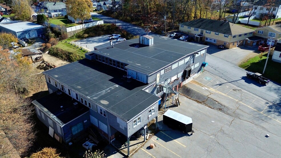 More Photos Of 44 Morris St, Webster Flex For Sale