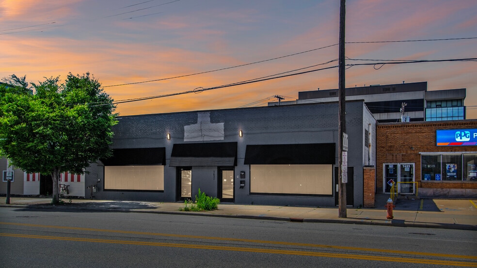 Primary Photo Of 1437 St Clair Ave NE, Cleveland Bar For Sale