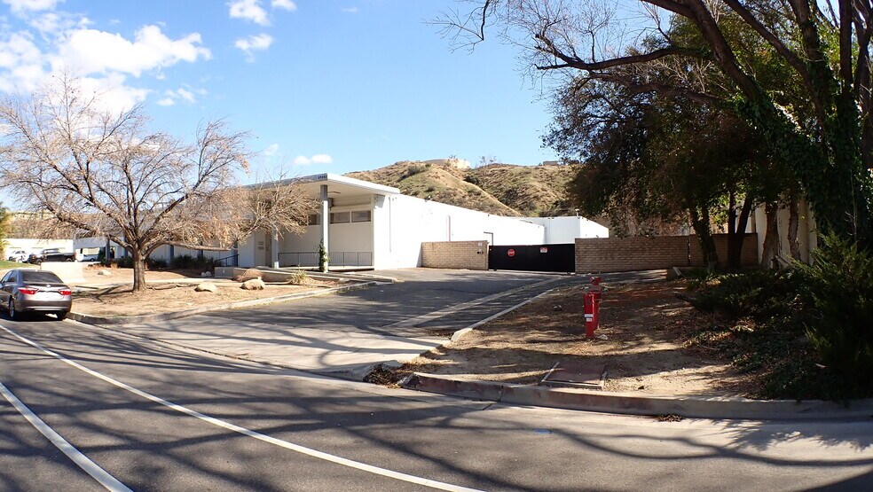 More Photos Of 25562 Avenue Stanford, Valencia Manufacturing For Lease