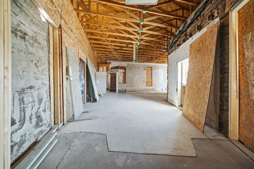 More Photos Of 211 S Piedras, El Paso Loft Creative Space For Sale