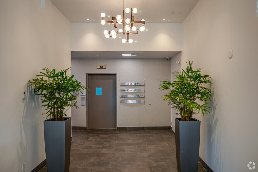 More Photos Of 411 Dunsmuir St, Vancouver Office For Lease