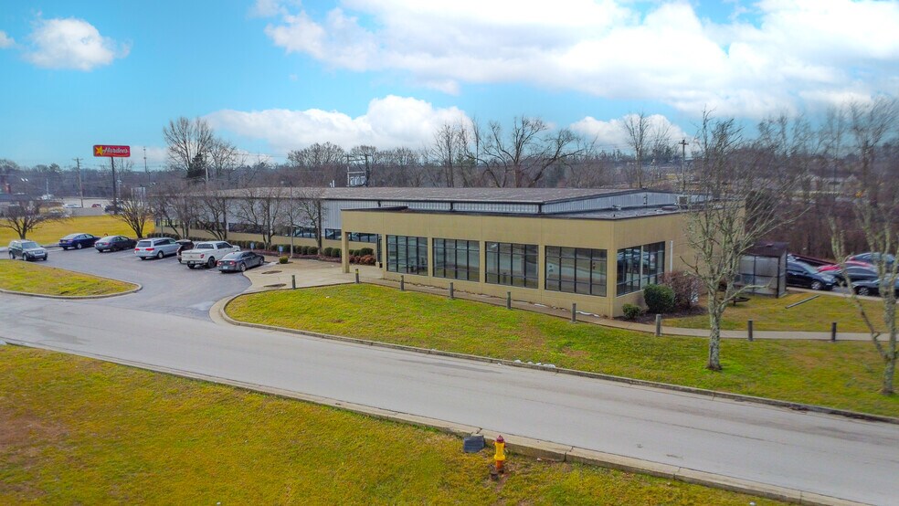 Primary Photo Of 102 Bypass Plaza Dr, Frankfort Warehouse For Sale