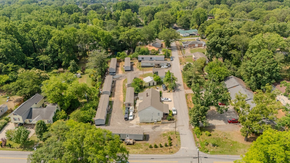 More Photos Of 923 W Lee Rd, Taylors Manufactured Housing Mobile Home Park For Sale