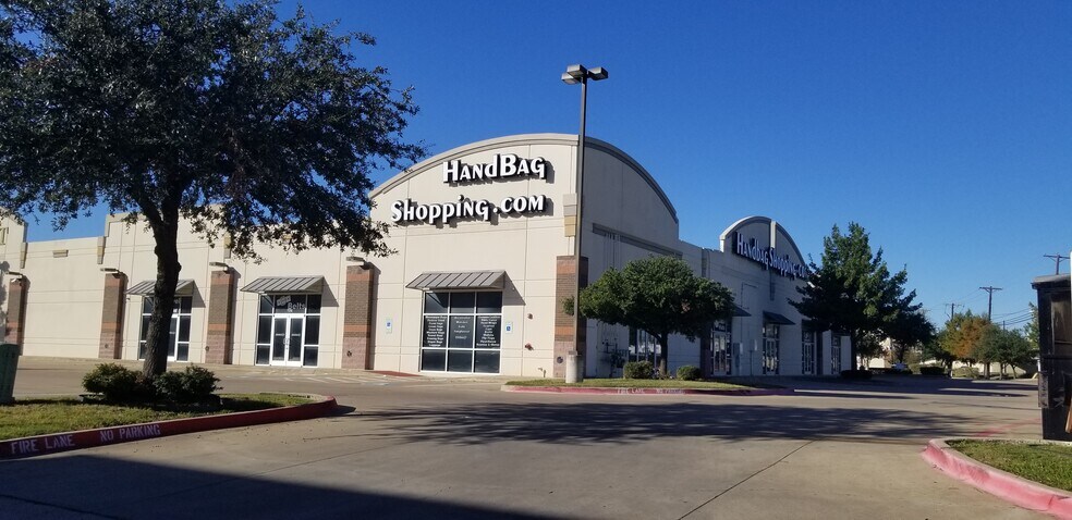 More Photos Of 11536 Harry Hines Blvd, Dallas General Retail For Sale