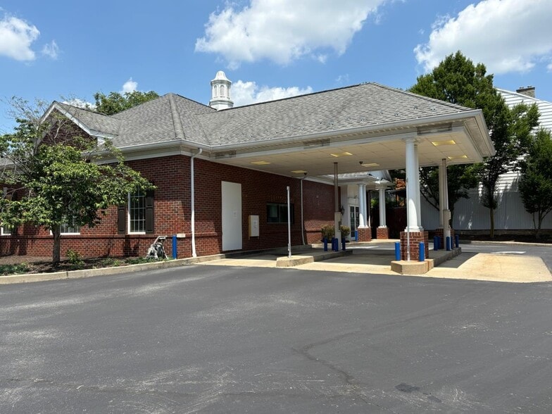More Photos Of 998 3rd St, Beaver Office For Sale