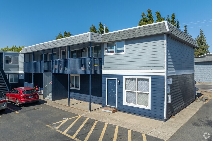 Primary Photo Of 760 Plymouth Dr NE, Keizer Apartments For Sale