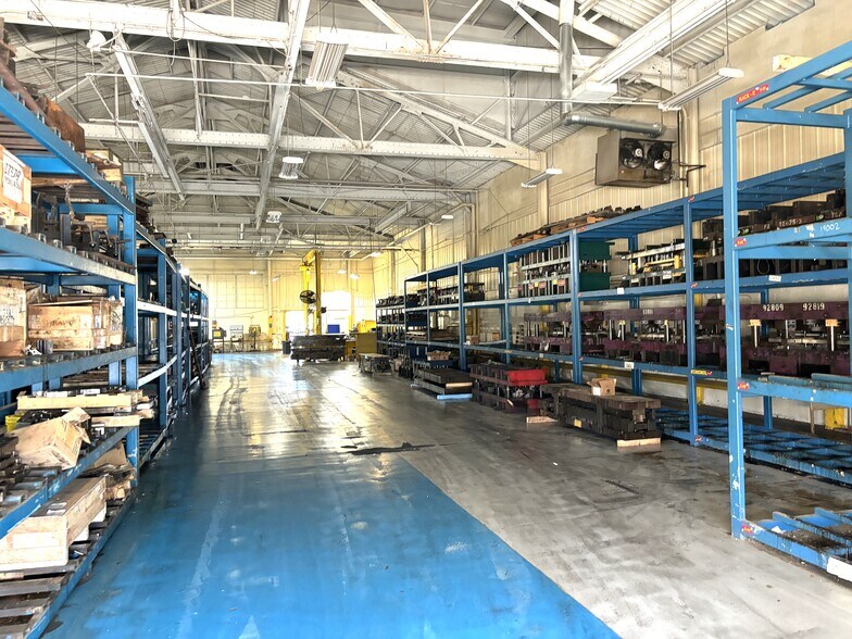 More Photos Of 3401 W 8th St, Muncie Warehouse For Sale