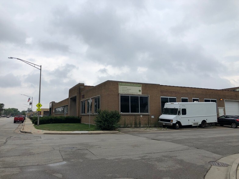 More Photos Of 2740 W Washington Blvd, Bellwood Manufacturing For Lease