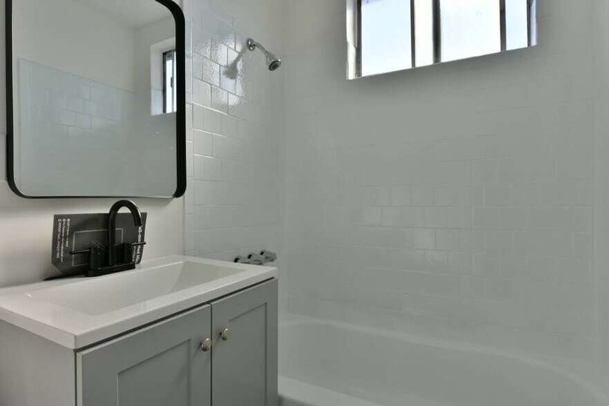 More Photos Of 6221 Corona Ave, Bell Apartments For Sale