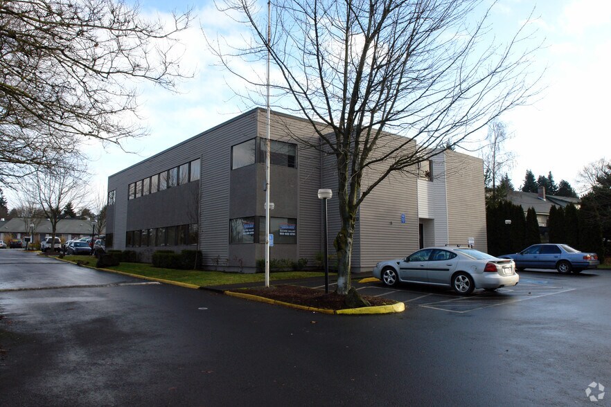 More Photos Of 14050 SW Pacific Hwy, Tigard Office For Lease