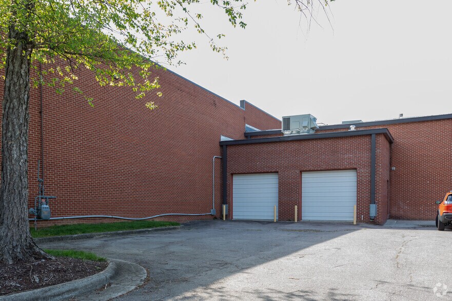 More Photos Of 4500 Falls of Neuse Rd, Raleigh Unknown For Lease