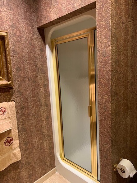 More Photos Of 2421 Brookstone Centre Pky, Columbus Medical For Sale