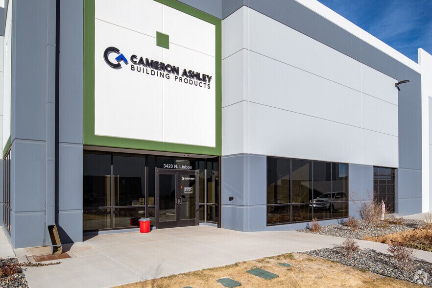 More Photos Of 3420 Lisbon St, Aurora Warehouse For Lease