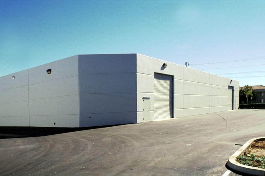 More Photos Of 10482 Enterprise Dr, Loma Linda Warehouse For Lease
