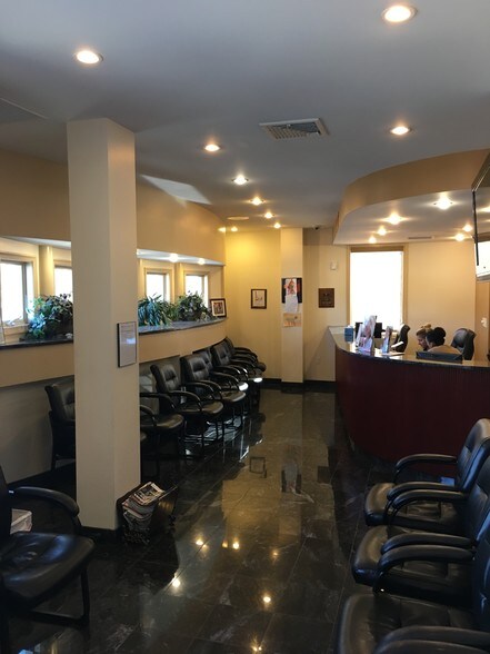 More Photos Of 2066 Richmond Ave, Staten Island Office For Sale