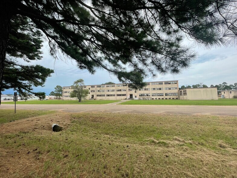 More Photos Of 112 Texas Ave, New Boston Loft Creative Space For Sale