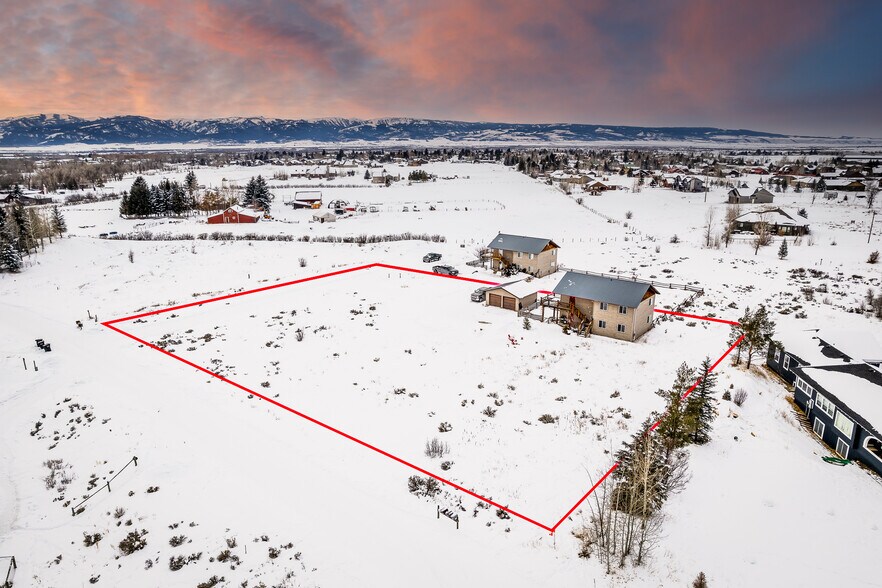 More Photos Of 200 Aspen Meadows Rd, Driggs Apartments For Sale