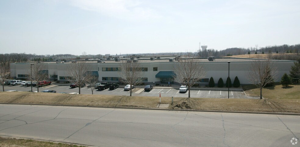 More Photos Of 4264-4280 E Norex Dr, Chaska Light Manufacturing For Lease