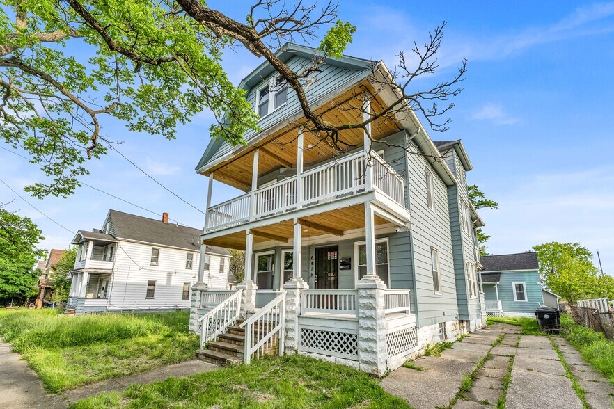 Primary Photo Of 6415 Gertrude Ave, Cleveland Apartments For Sale