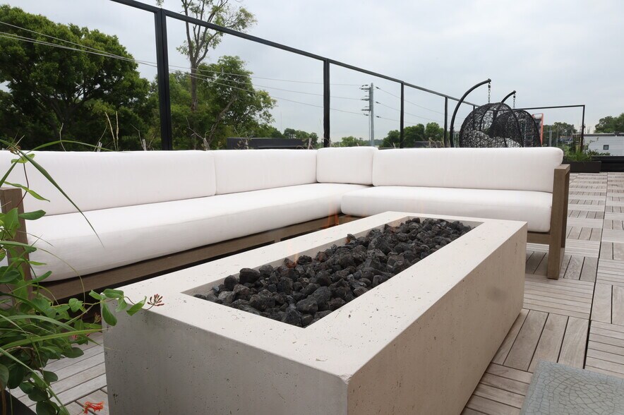 More Photos Of 1219 4th Ave S, Nashville Office For Lease