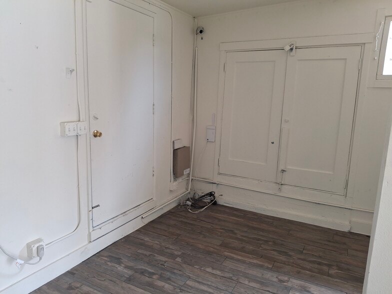 More Photos Of 1850 S Coast Hwy, Laguna Beach Storefront Retail Residential For Lease