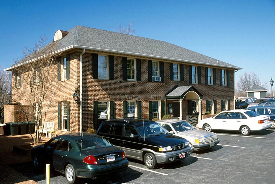 More Photos Of 7810 Pineville-Matthews Rd, Charlotte Office For Lease