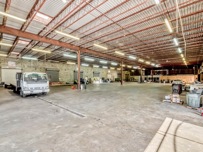 More Photos Of 34135 Cardinal Ln, Eustis Warehouse For Sale