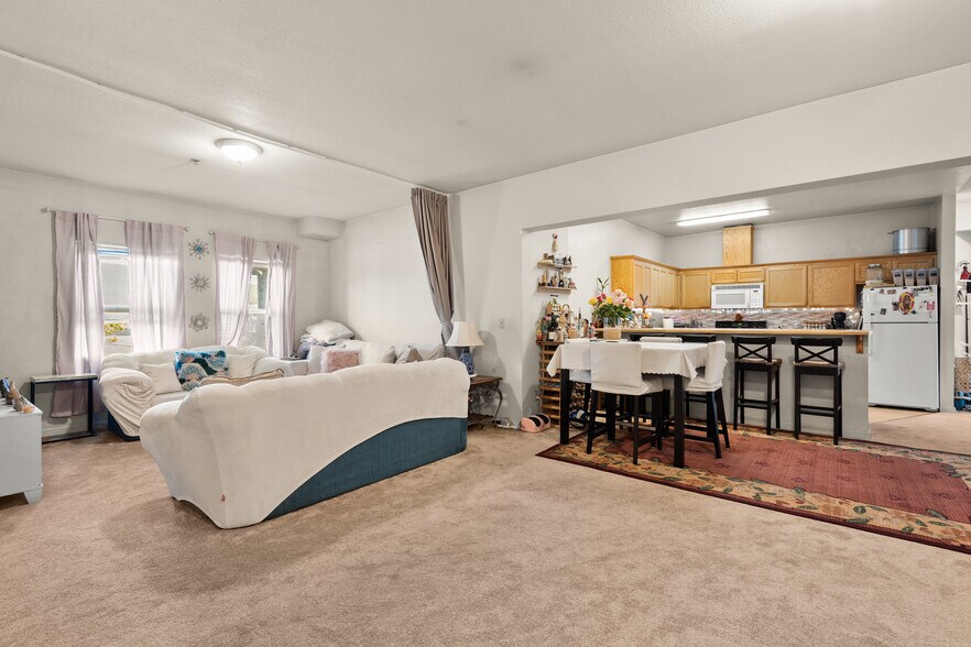 More Photos Of 45 Woodland Ave, San Rafael Apartments For Sale