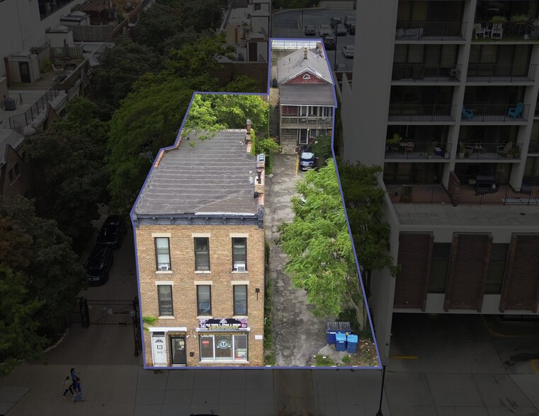 More Photos Of 1628-1630 N Wells St, Chicago Apartments For Sale