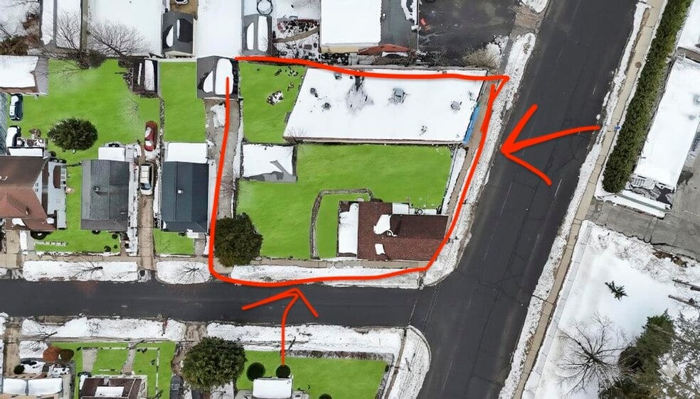 More Photos Of 307 Clinton St, Hempstead Storefront Retail Residential For Sale