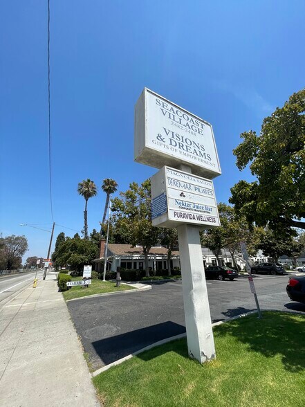 More Photos Of 2482 Newport Blvd, Costa Mesa Loft Creative Space For Lease