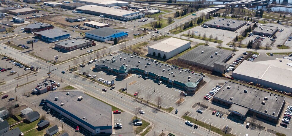More Photos Of 4602 Grand Ave, Duluth Freestanding For Lease