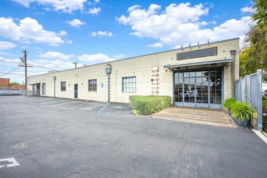 Primary Photo Of 1630-1638 12th St, Santa Monica Loft Creative Space For Lease