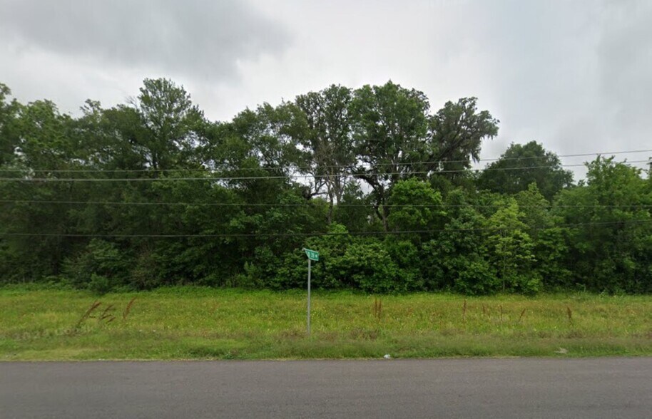 More Photos Of 100 FM 2004, Lake Jackson Land For Sale