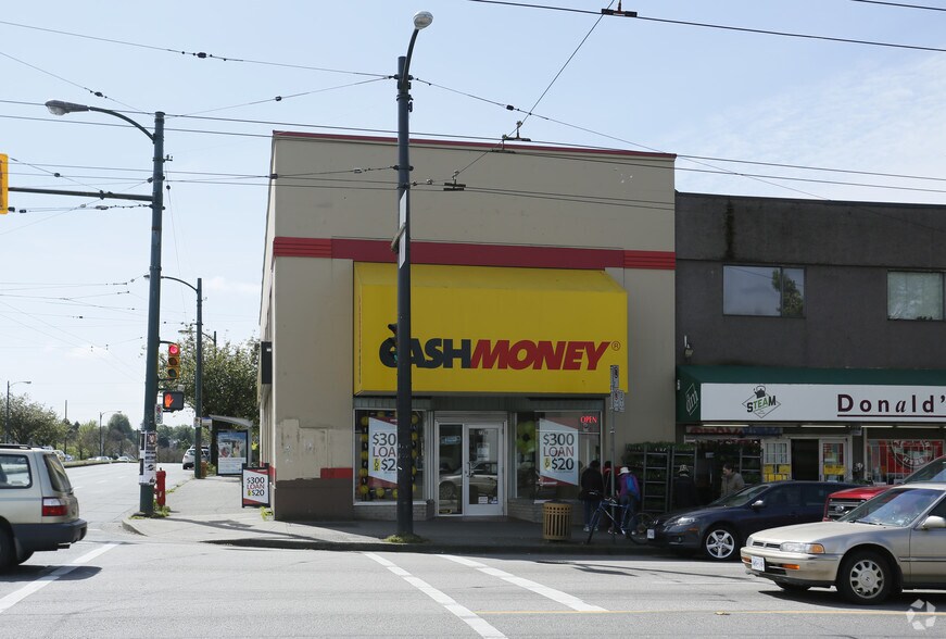 More Photos Of 2390 E Hastings St, Vancouver Storefront For Lease