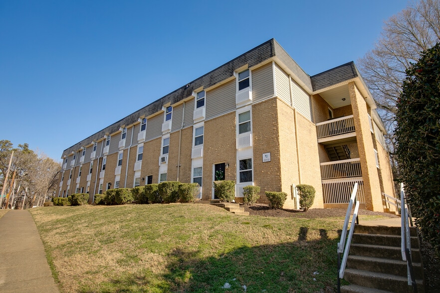 More Photos Of 3900 Forest Hill Ave, Richmond Apartments For Sale